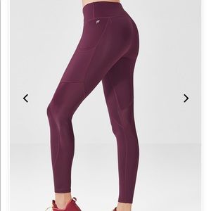 Only wore once Fabletics 7/8 leggings